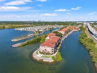 5000 CULBREATH KEY WAY 1-107, Tampa, FL 33611