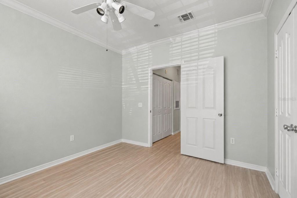 Image 18 of property listing at 5000 CULBREATH KEY WAY 1-107, Tampa, FL 33611