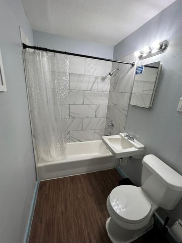 1005 Bank Drive, Houston, TX 77547