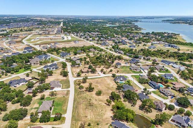 602 Stowe Lane, Lakewood Village, TX 75068