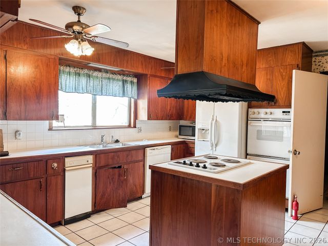 222 E Bk 705 Road, Stigler, OK 74462