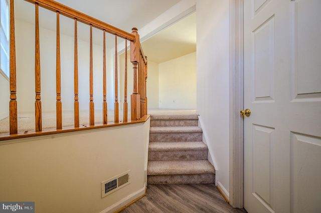 12921 FREESTONE CT, Woodbridge, VA 22192