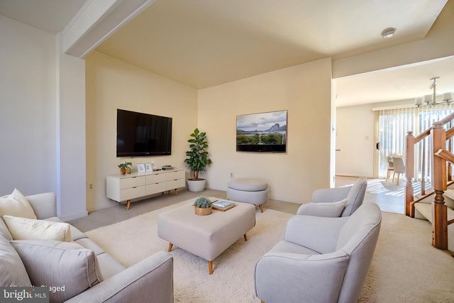 12921 FREESTONE CT, Woodbridge, VA 22192