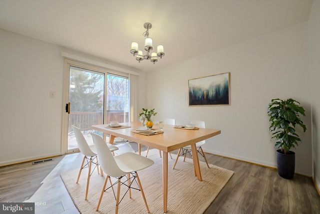 12921 FREESTONE CT, Woodbridge, VA 22192