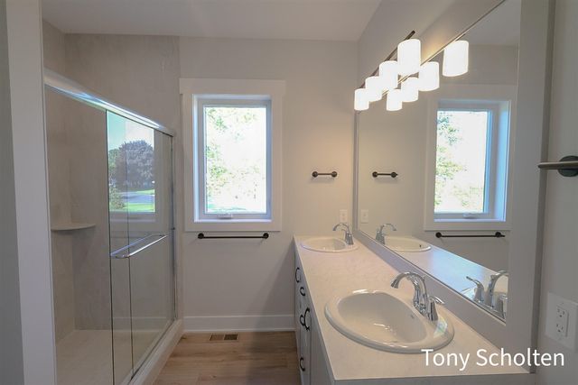 6324 Blendon Woods Drive 21, Hudsonville, MI 49426