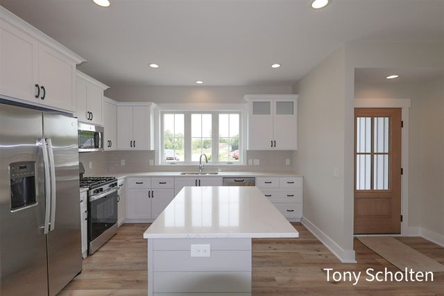 6324 Blendon Woods Drive 21, Hudsonville, MI 49426