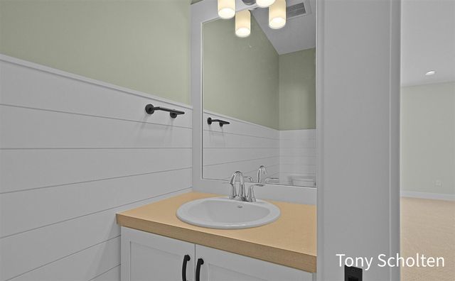 6324 Blendon Woods Drive 21, Hudsonville, MI 49426