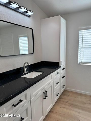 2233 E BEHREND Drive 29, Phoenix, AZ 85024