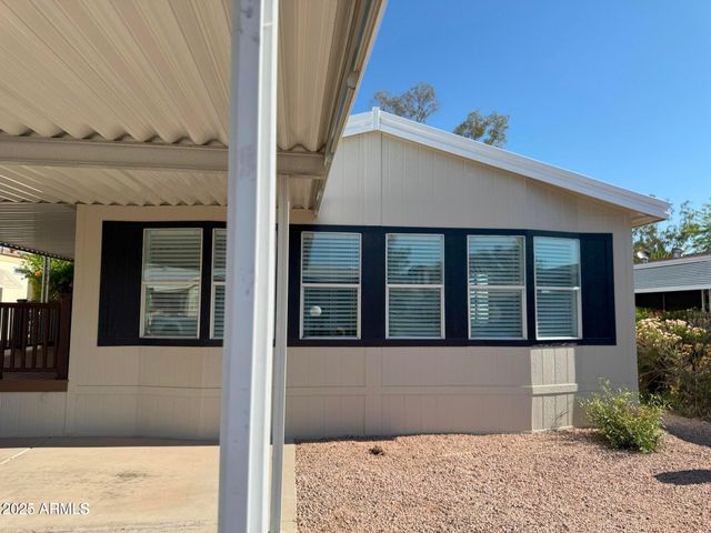 2233 E BEHREND Drive 29, Phoenix, AZ 85024