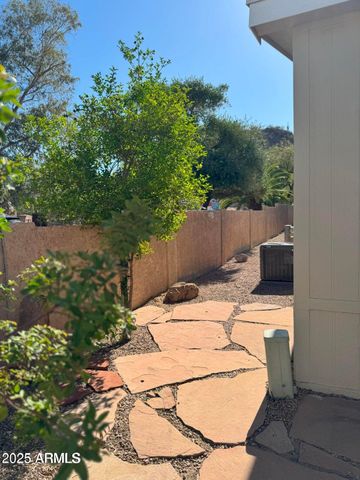 2233 E BEHREND Drive 29, Phoenix, AZ 85024