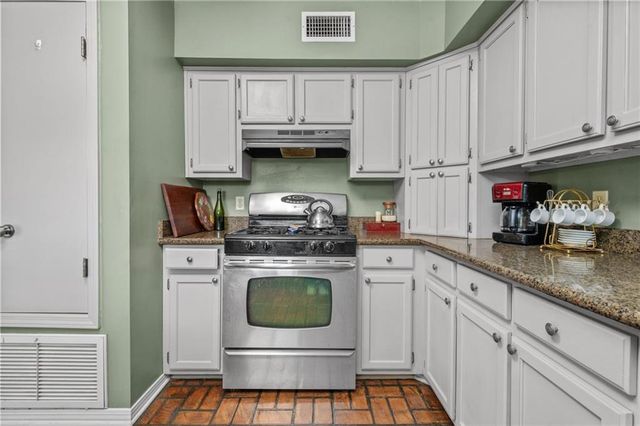 4001 Yucca S Drive, Theodore, AL 36582