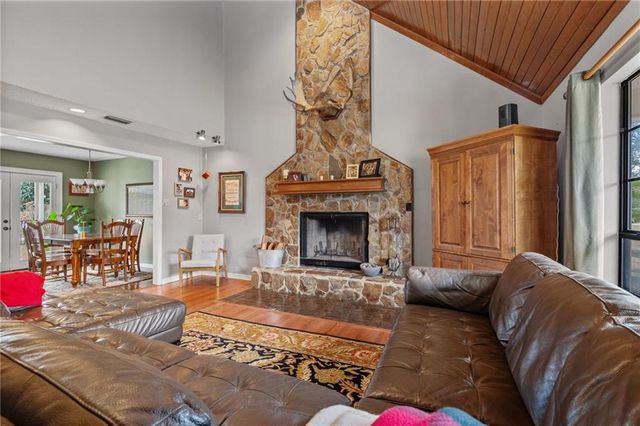 4001 Yucca S Drive, Theodore, AL 36582