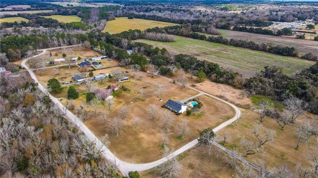 4001 Yucca S Drive, Theodore, AL 36582