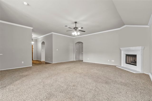 915 Sage Meadow Drive, Glenn Heights, TX 75154