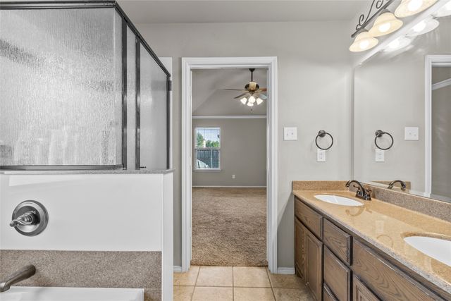 915 Sage Meadow Drive, Glenn Heights, TX 75154
