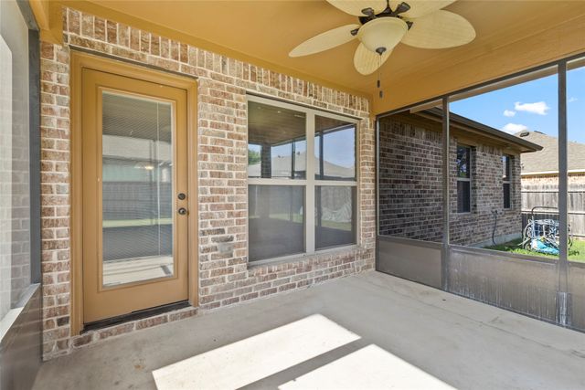 915 Sage Meadow Drive, Glenn Heights, TX 75154
