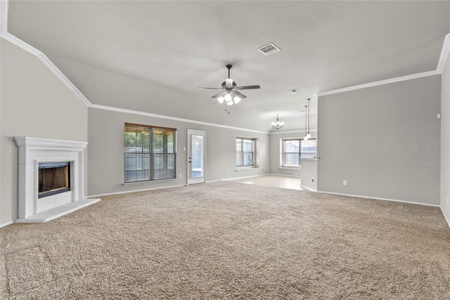 915 Sage Meadow Drive, Glenn Heights, TX 75154