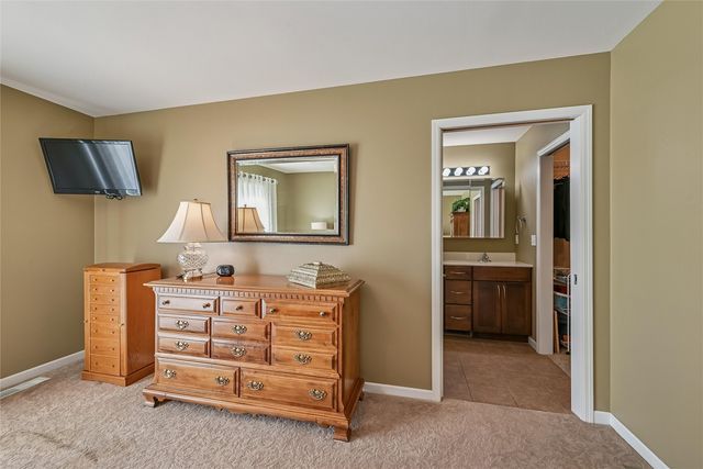 3315 35th Avenue, Marion, IA 52302