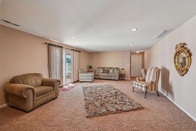 3315 35th Avenue, Marion, IA 52302