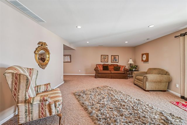 3315 35th Avenue, Marion, IA 52302