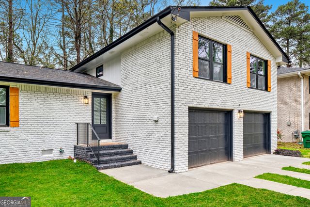 3045 Weslock Circle, Decatur, GA 30034