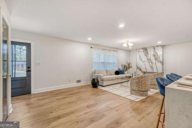 3045 Weslock Circle, Decatur, GA 30034