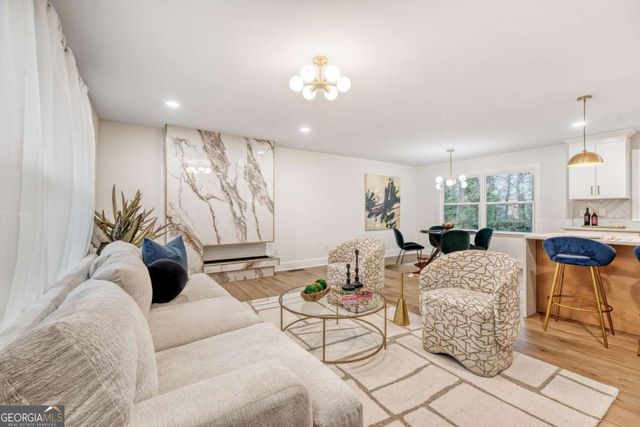 3045 Weslock Circle, Decatur, GA 30034