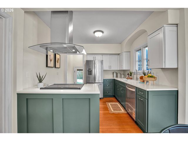 3967 Ne 37TH Ave, Portland, OR 97212