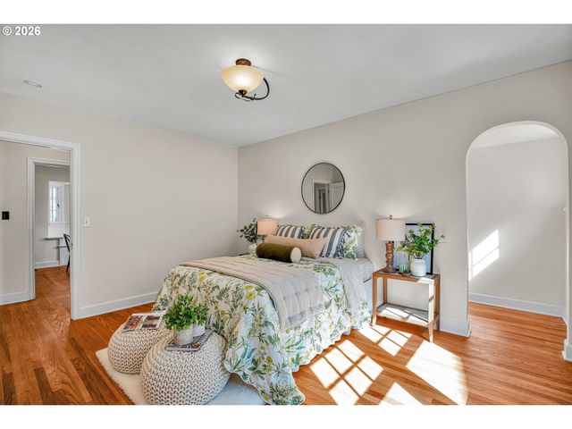 3967 Ne 37TH Ave, Portland, OR 97212