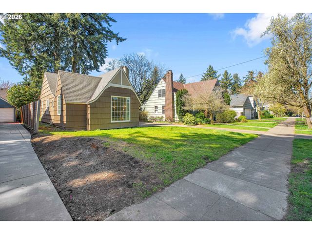 3967 Ne 37TH Ave, Portland, OR 97212