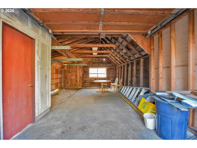 3967 Ne 37TH Ave, Portland, OR 97212