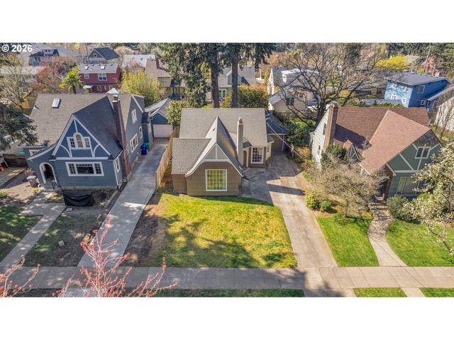 3967 Ne 37TH Ave, Portland, OR 97212