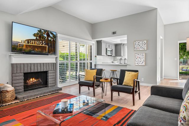 1656 Paseo De La Palma, Palm Springs, CA 92264