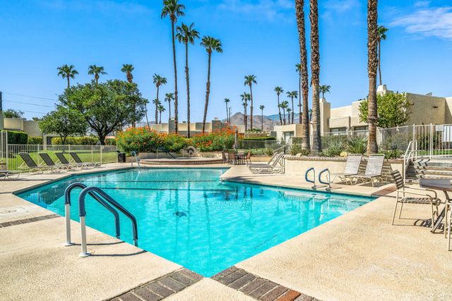 1656 Paseo De La Palma, Palm Springs, CA 92264