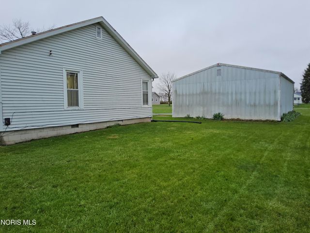 112 Evergreen Lane, Upper Sandusky, OH 43351
