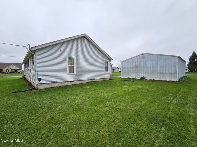112 Evergreen Lane, Upper Sandusky, OH 43351