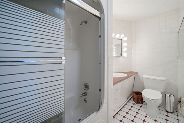 67 Shady Side Dr, Longmeadow, MA 01106