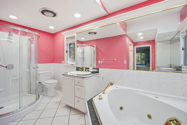 67 Shady Side Dr, Longmeadow, MA 01106