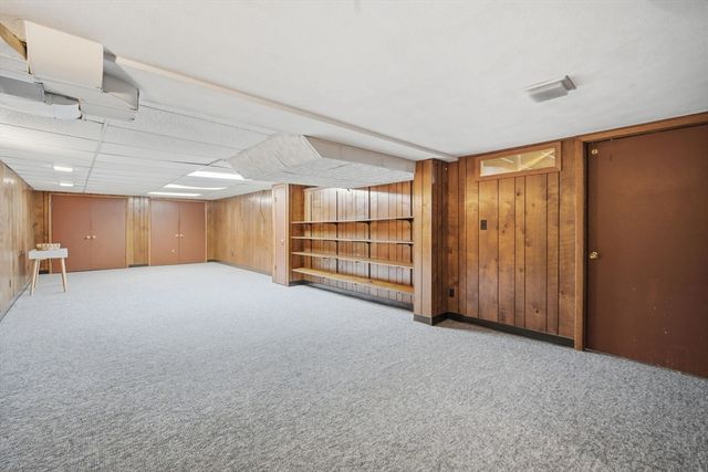 67 Shady Side Dr, Longmeadow, MA 01106