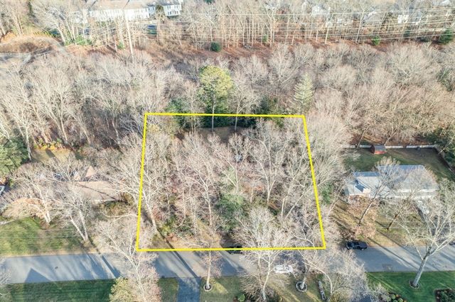 67 Shady Side Dr, Longmeadow, MA 01106