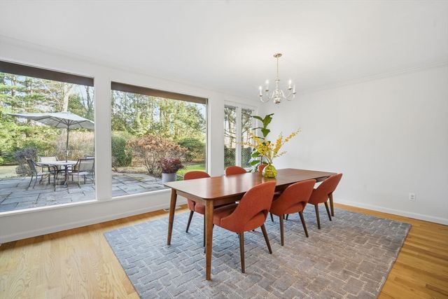 67 Shady Side Dr, Longmeadow, MA 01106