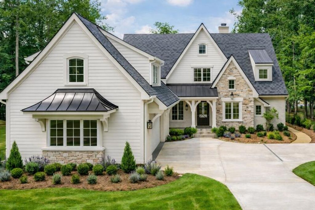 118 Fleetwood Drive, Lookout Mountain, TN 37350
