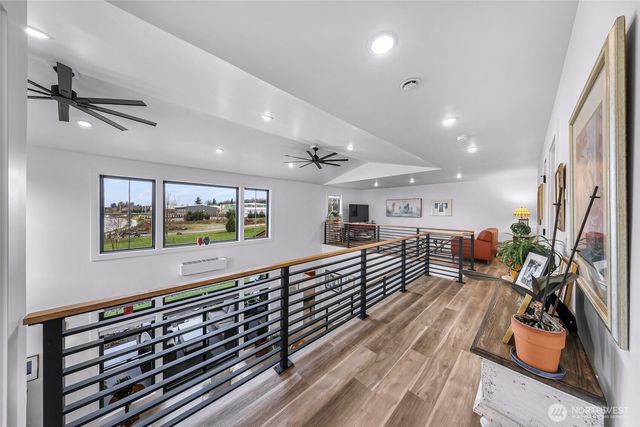 208 Pebblebrook Drive, Lynden, WA 98264