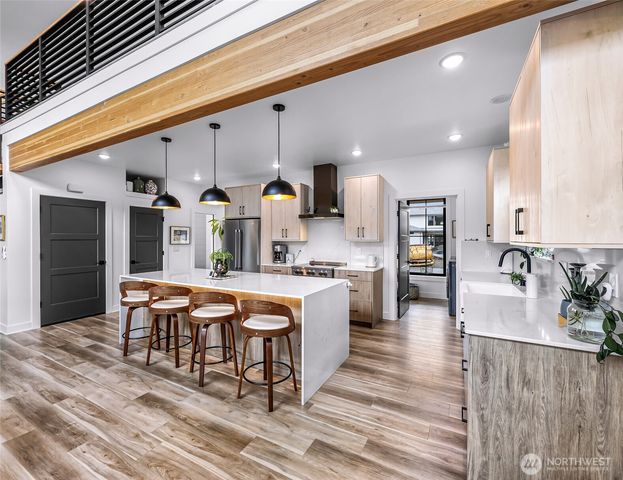 208 Pebblebrook Drive, Lynden, WA 98264