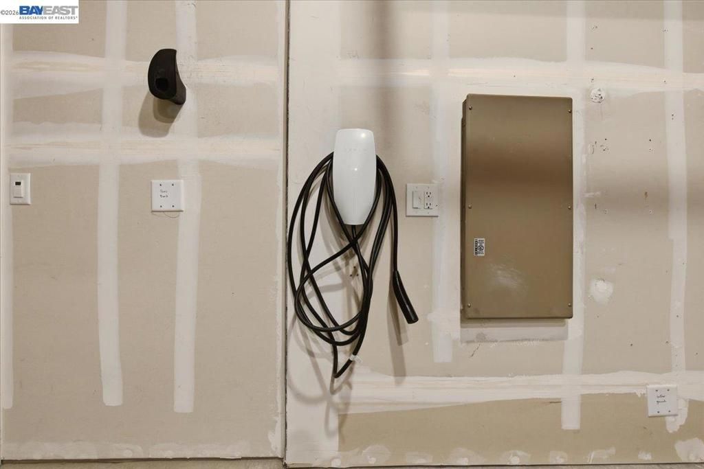 Image 18 of property listing at 2481 Azalea Ave, Tracy, CA 95376