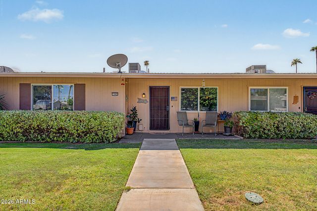 11005 W SANTA FE Drive, Sun City, AZ 85351