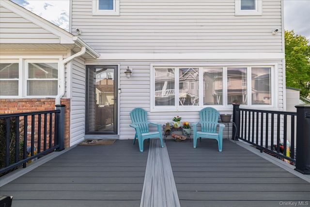 19 Armour Street, Long Beach, NY 11561