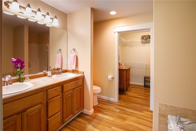 160 E Soderberg Road #C6, Allyn, WA 98524