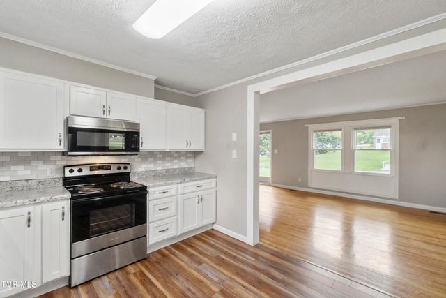 102 College View Drive, Greeneville, TN 37745