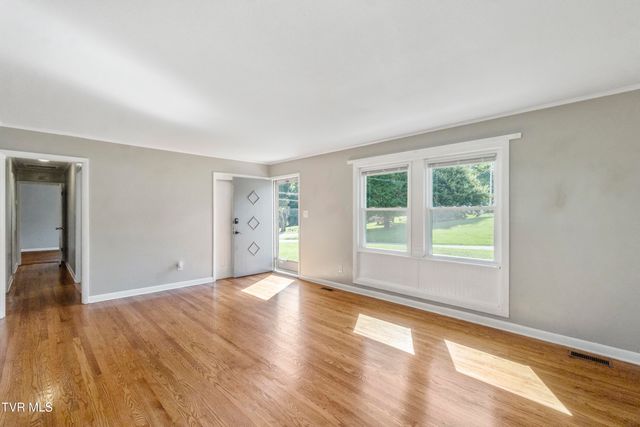 102 College View Drive, Greeneville, TN 37745